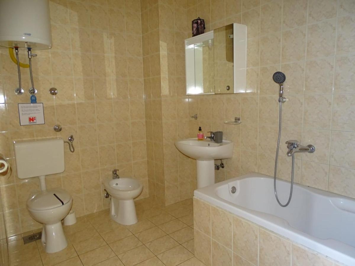Stan Trigraci Zana Apartments מראה חיצוני תמונה