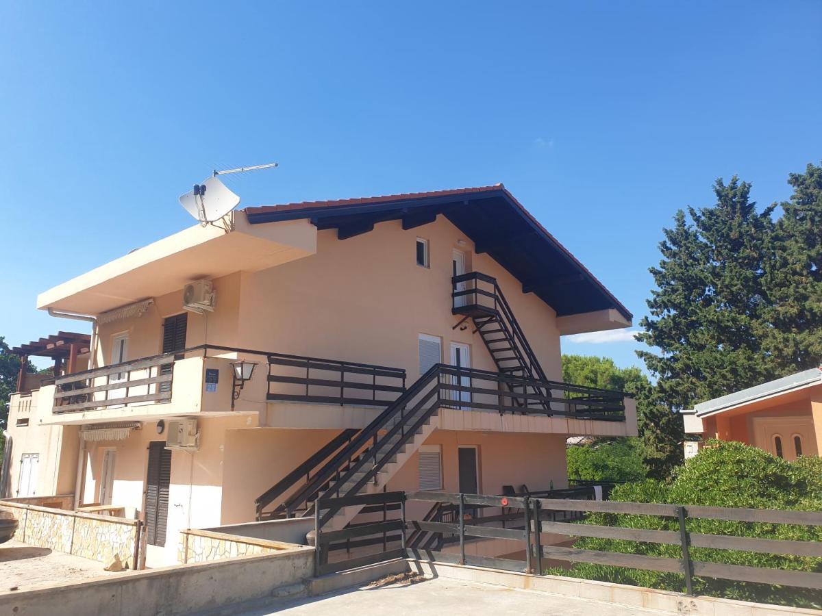 Stan Trigraci Zana Apartments מראה חיצוני תמונה